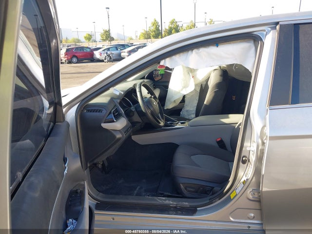 Toyota CAMRY LE 2024 4T1C11AKXRU882960 Image 5