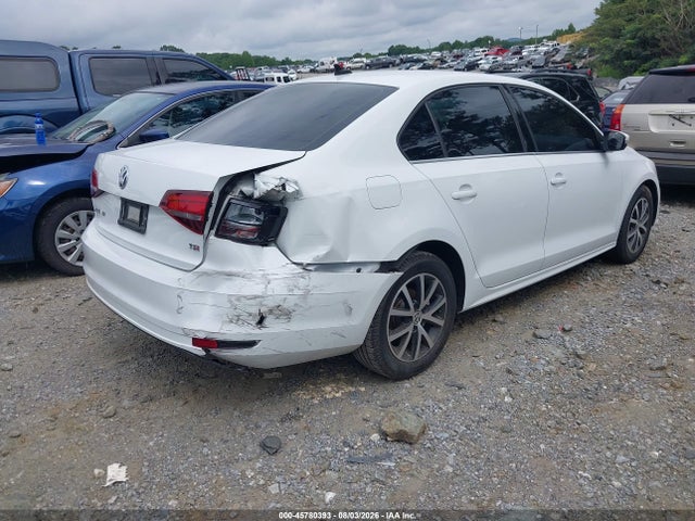 2017 Volkswagen Jetta 1.4t Se მანქანა იყიდება აუქციონზე, vin: 3VWDB7AJ8HM300953, აუქციონის ნომერი: 45780393