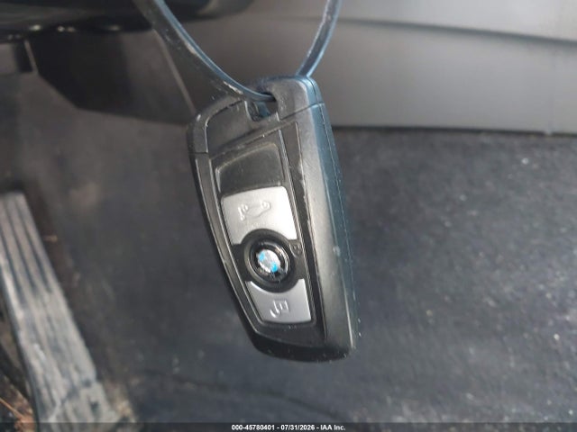 Продажа на аукционе авто 2015 Bmw 328i Xdrive, vin: WBA3B5G51FNS20469, номер лота: 45780401