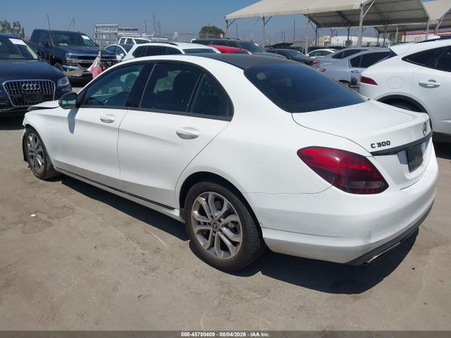 Продажа на аукционе авто 2018 Mercedes-benz C 300, vin: 55SWF4JB0JU254924, номер лота: 45780409