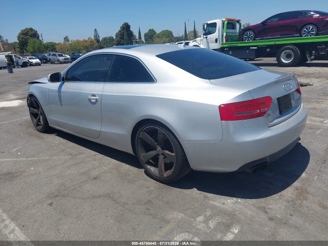 Продаж на аукціоні авто 2010 Audi A5 2.0t Premium, vin: WAULFAFR7AA016664, номер лоту: 45780440