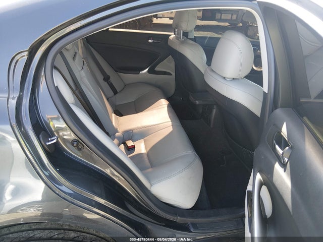 45780444 :رقم المزاد ، JTHCF5C24A2033481 vin ، 2010 Lexus Is 250 مزاد بيع