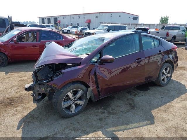 KIA FORTE LX 2018 3KPFL4A77JE170675 Image 2