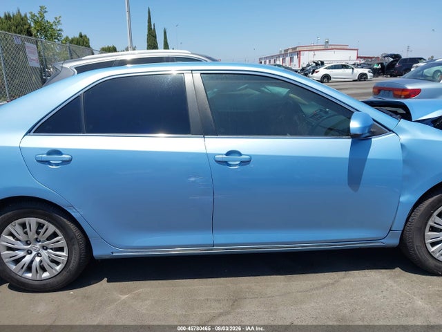 45780465 :رقم المزاد ، 4T4BF1FK8CR193860 vin ، 2012 Toyota Camry Le مزاد بيع