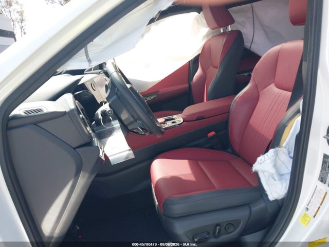 JTJADCAZ4R2011735 Lexus NX 250