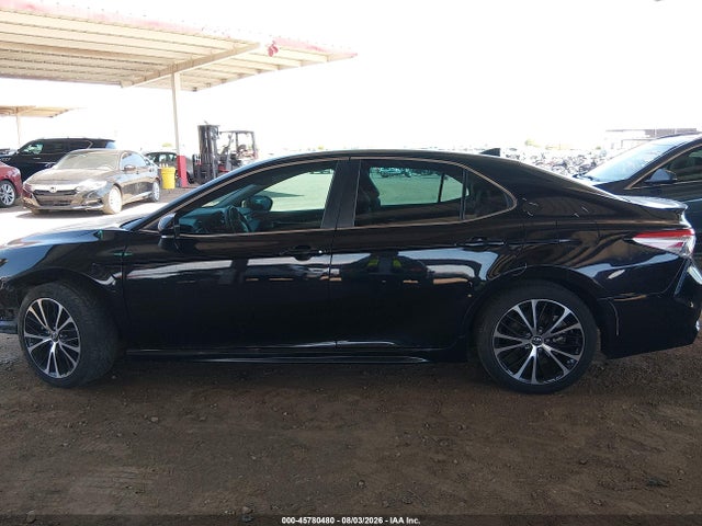 4T1B11HK8KU750433 Toyota CAMRY SE