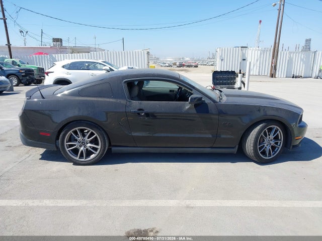 45780490 :رقم المزاد ، 1ZVBP8CF6B5106426 vin ، 2011 Ford Mustang Gt مزاد بيع