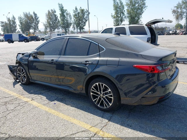 Toyota CAMRY XLE 2026 4T1DAACK2TU726744 Image 3