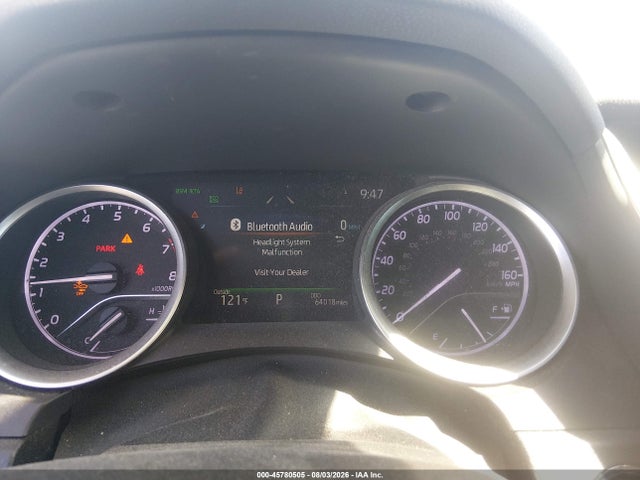 45780505 :رقم المزاد ، 4T1F11AK2MU465208 vin ، 2021 Toyota Camry Xle مزاد بيع