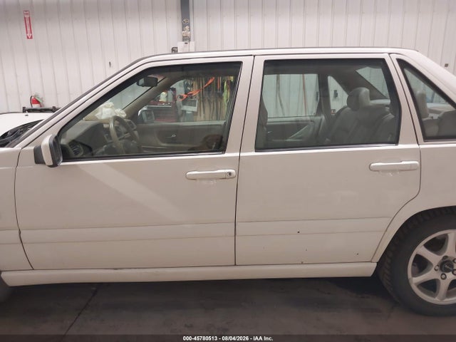 Продажа на аукционе авто 2000 Volvo S70 Se, vin: YV1LS61J2Y2670189, номер лота: 45780513