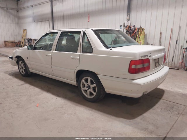 Продажа на аукционе авто 2000 Volvo S70 Se, vin: YV1LS61J2Y2670189, номер лота: 45780513