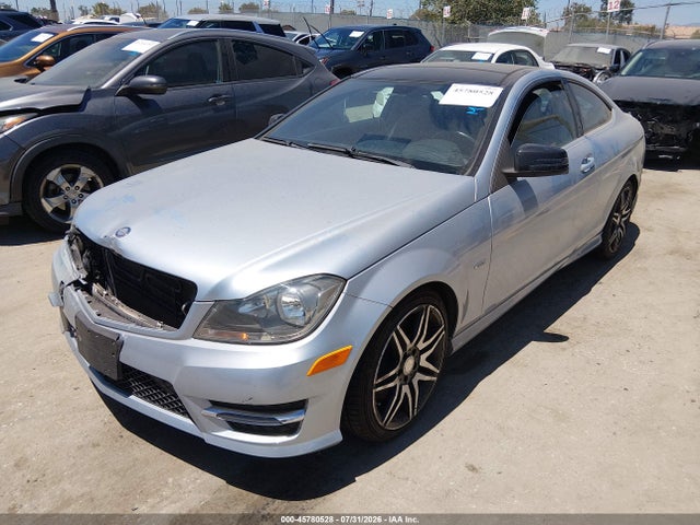 2013 Mercedes-benz C 250 მანქანა იყიდება აუქციონზე, vin: WDDGJ4HB8DG033968, აუქციონის ნომერი: 45780528