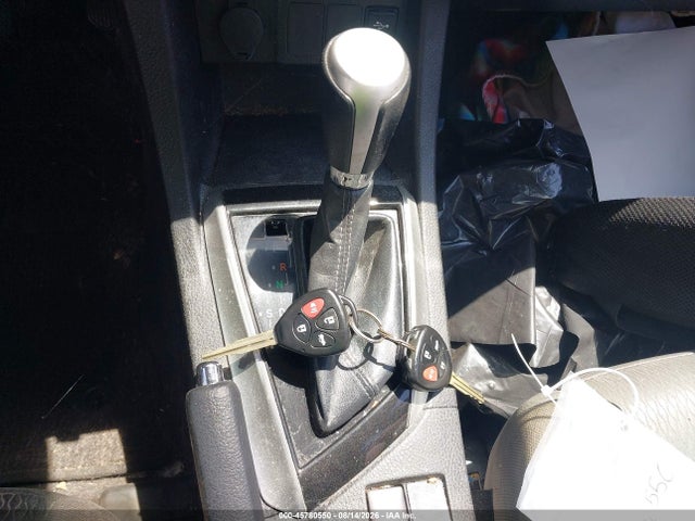 5YFBURHE9HP713000 Toyota COROLLA LE