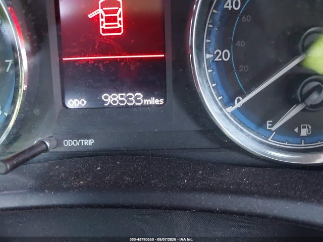 5YFBURHE9HP713000 Toyota COROLLA LE