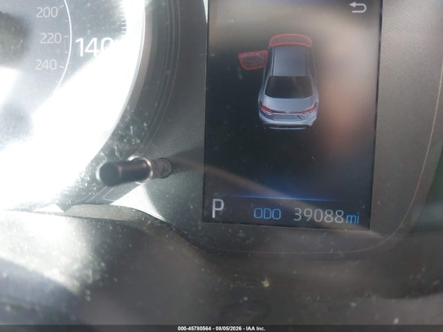 45780564 :رقم المزاد ، 5YFEPMAEXNP366709 vin ، 2022 Toyota Corolla Le مزاد بيع