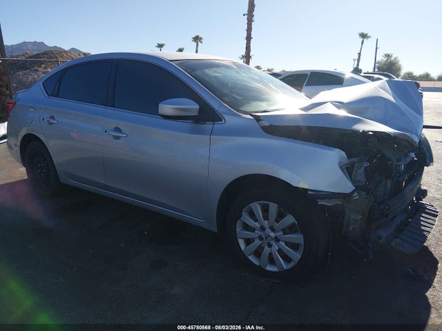 45780568 :رقم المزاد ، 3N1AB7AP7JY305640 vin ، 2018 Nissan Sentra S مزاد بيع
