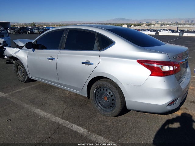 45780568 :رقم المزاد ، 3N1AB7AP7JY305640 vin ، 2018 Nissan Sentra S مزاد بيع