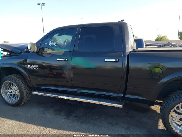 1C6RR7TT1JS157593 RAM 1500 Big Horn 4x4 6&#039;4 Box