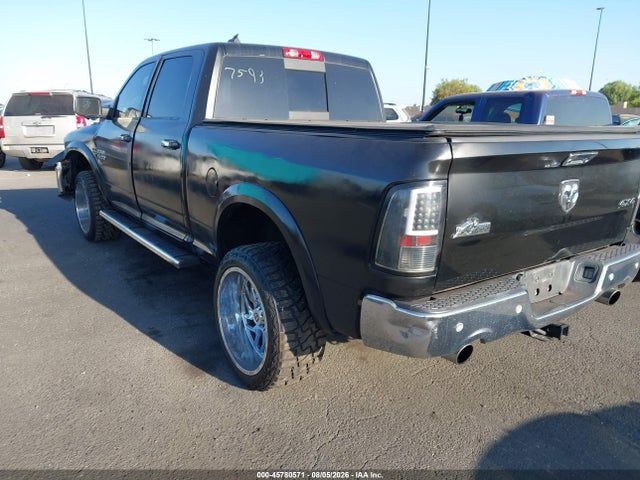 1C6RR7TT1JS157593 RAM 1500 Big Horn 4x4 6&#039;4 Box