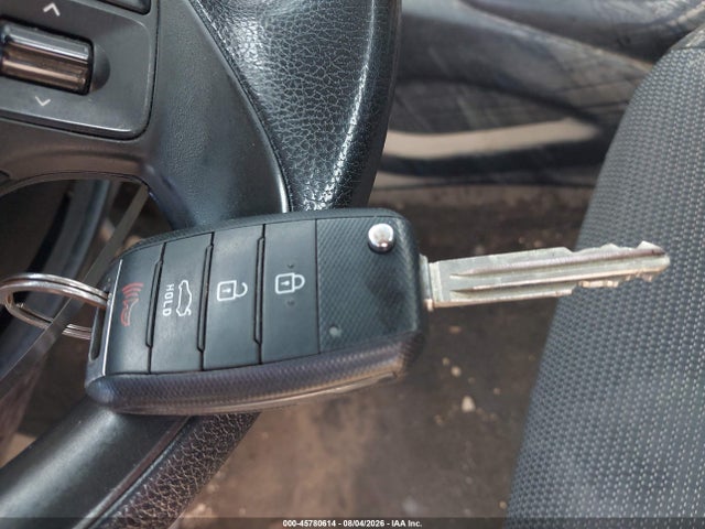 Продажа на аукционе авто 2017 Kia Forte Lx, vin: 3KPFK4A72HE098880, номер лота: 45780614