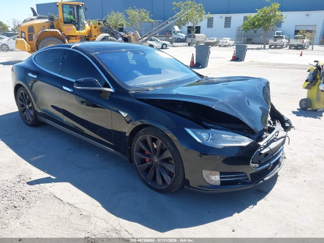 Продаж на аукціоні авто 2014 Tesla Model S P85, vin: 5YJSA1H17EFP58662, номер лоту: 45780658