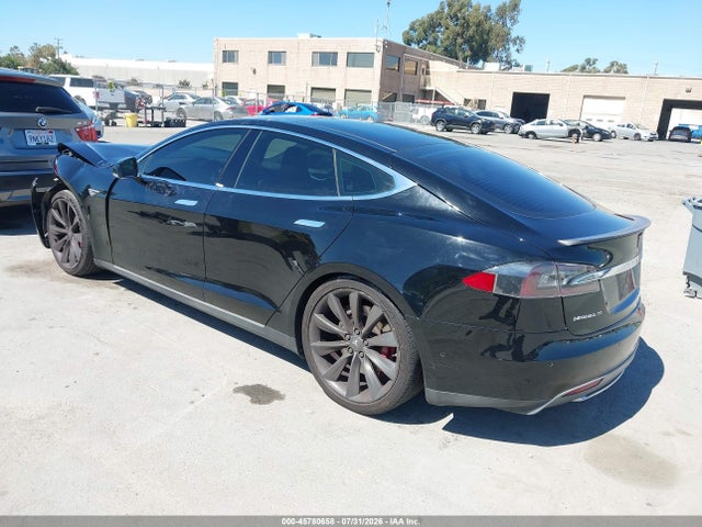 45780658 :رقم المزاد ، 5YJSA1H17EFP58662 vin ، 2014 Tesla Model S P85 مزاد بيع