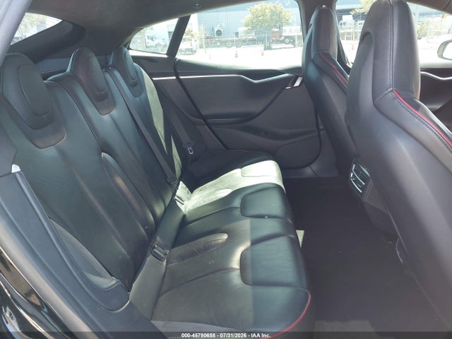 45780658 :رقم المزاد ، 5YJSA1H17EFP58662 vin ، 2014 Tesla Model S P85 مزاد بيع