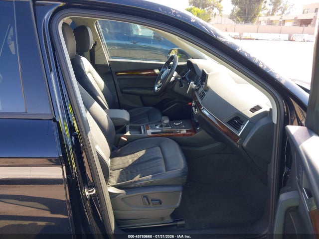 Продажа на аукционе авто 2018 Audi Q5 2.0t Premium/2.0t Tech Premium, vin: WA1ANAFY6J2141504, номер лота: 45780660