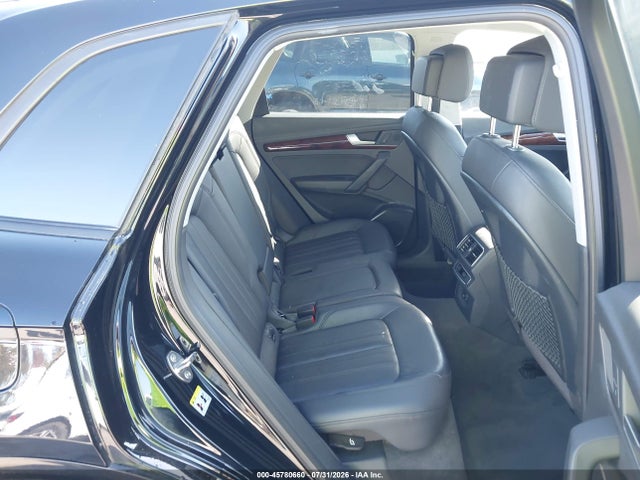 WA1ANAFY6J2141504 Audi Q5 2.0t Premium/2.0t Tech Premium