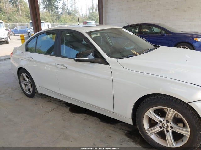 45780670 :رقم المزاد ، WBA3B5C59DF593580 vin ، 2013 Bmw 328i Xdrive مزاد بيع