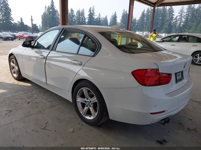 45780670 :رقم المزاد ، WBA3B5C59DF593580 vin ، 2013 Bmw 328i Xdrive مزاد بيع