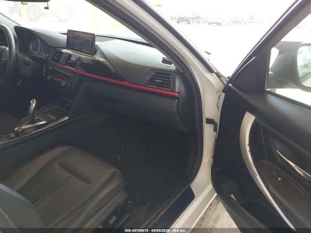45780670 :رقم المزاد ، WBA3B5C59DF593580 vin ، 2013 Bmw 328i Xdrive مزاد بيع