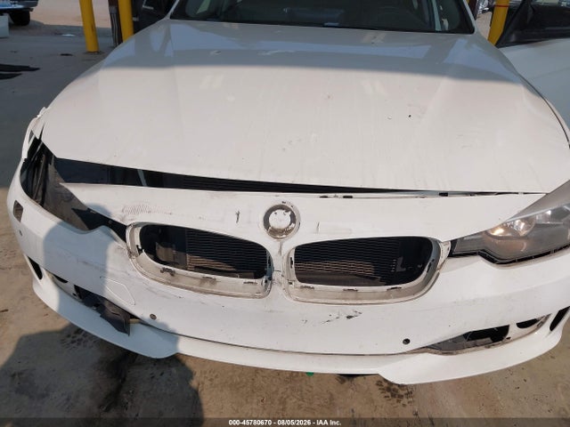 45780670 :رقم المزاد ، WBA3B5C59DF593580 vin ، 2013 Bmw 328i Xdrive مزاد بيع