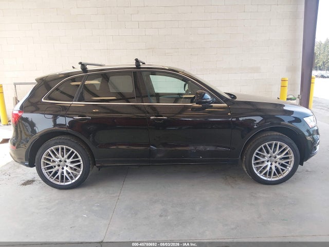 Audi Q5 2.0t Premium 2017 WA1M2AFP1HA033952 Image 13