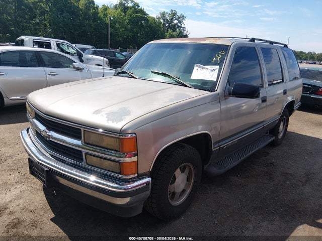 1999 Chevrolet Tahoe Limited მანქანა იყიდება აუქციონზე, vin: 1GNEC13R4XJ496638, აუქციონის ნომერი: 45780708