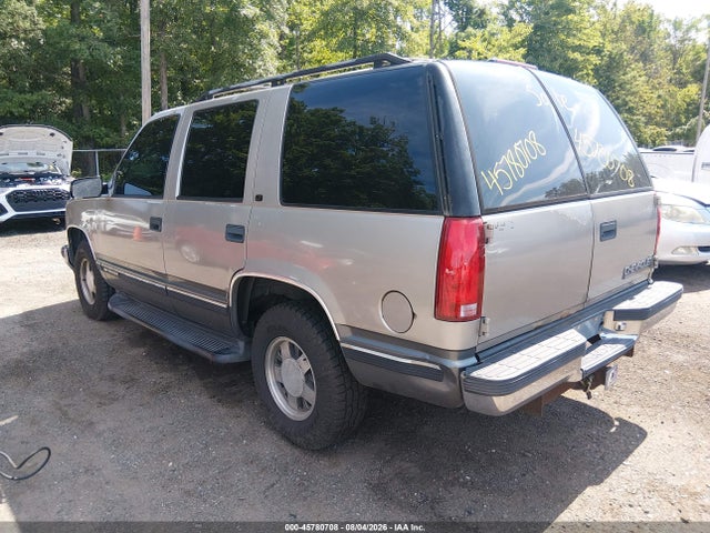 1999 Chevrolet Tahoe Limited მანქანა იყიდება აუქციონზე, vin: 1GNEC13R4XJ496638, აუქციონის ნომერი: 45780708