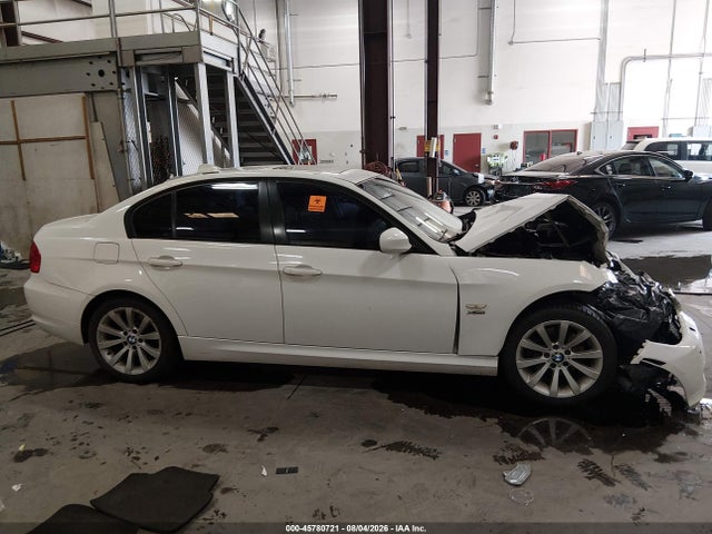 2011 Bmw 328i Xdrive მანქანა იყიდება აუქციონზე, vin: WBAPK7C54BA819354, აუქციონის ნომერი: 45780721