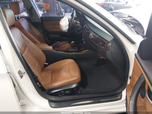 2011 Bmw 328i Xdrive მანქანა იყიდება აუქციონზე, vin: WBAPK7C54BA819354, აუქციონის ნომერი: 45780721