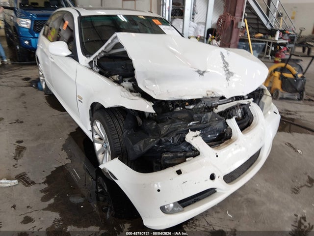 2011 Bmw 328i Xdrive მანქანა იყიდება აუქციონზე, vin: WBAPK7C54BA819354, აუქციონის ნომერი: 45780721