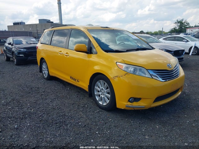 Aukcja sprzedaży 2015 Toyota Sienna Xle Premium 7 Passenger, vin: 5TDDK3DC1FS104584, numer aukcji: 45780759