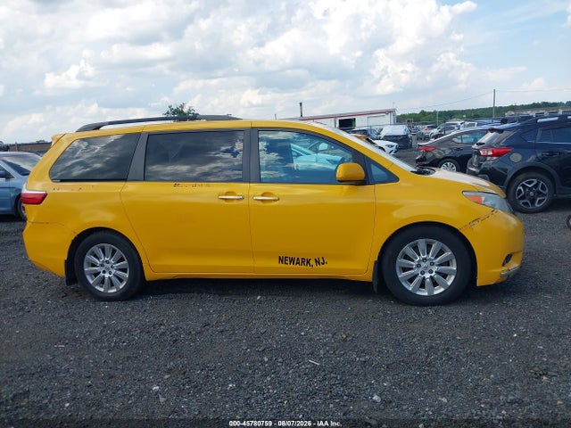 Aukcja sprzedaży 2015 Toyota Sienna Xle Premium 7 Passenger, vin: 5TDDK3DC1FS104584, numer aukcji: 45780759