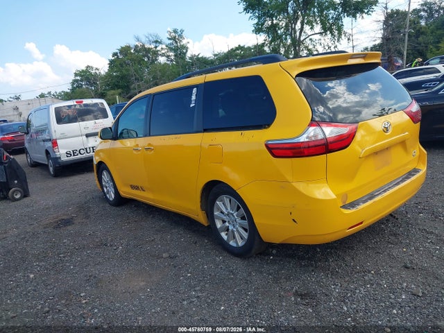 Aukcja sprzedaży 2015 Toyota Sienna Xle Premium 7 Passenger, vin: 5TDDK3DC1FS104584, numer aukcji: 45780759