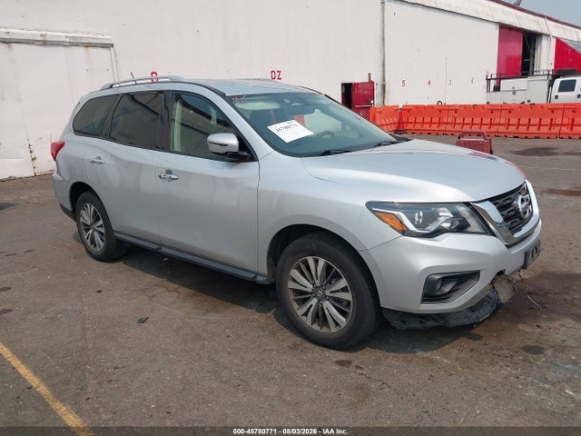 Продаж на аукціоні авто 2018 Nissan Pathfinder Sv, vin: 5N1DR2MM2JC643655, номер лоту: 45780771