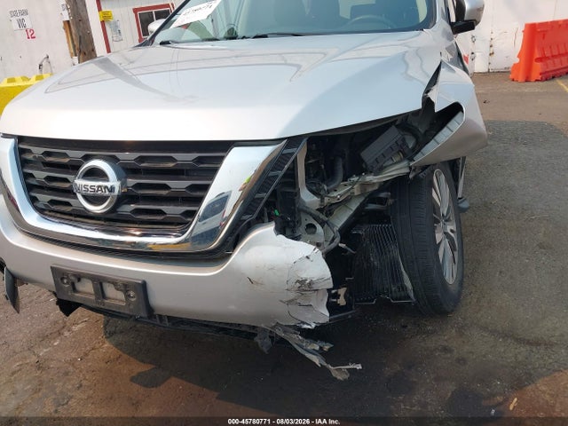 Продаж на аукціоні авто 2018 Nissan Pathfinder Sv, vin: 5N1DR2MM2JC643655, номер лоту: 45780771