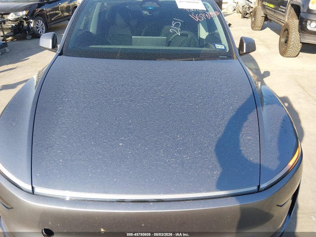 45780808 :رقم المزاد ، 7SAYGDED0TA452151 vin ، 2026 Tesla Model Y مزاد بيع