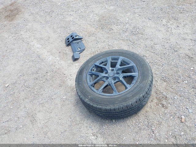 2022 Chevrolet Equinox Awd Lt მანქანა იყიდება აუქციონზე, vin: 3GNAXUEV1NL192204, აუქციონის ნომერი: 45780814