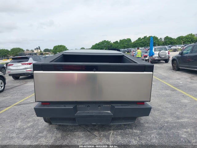 Продаж на аукціоні авто 2025 Tesla Cybertruck Cyberbeast, vin: 7G2CEHEE0SA061686, номер лоту: 45780838