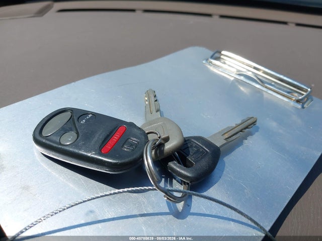 45780839 :رقم المزاد ، 1HGCG5643YA153091 vin ، 2000 Honda Accord 2.3 Lx مزاد بيع