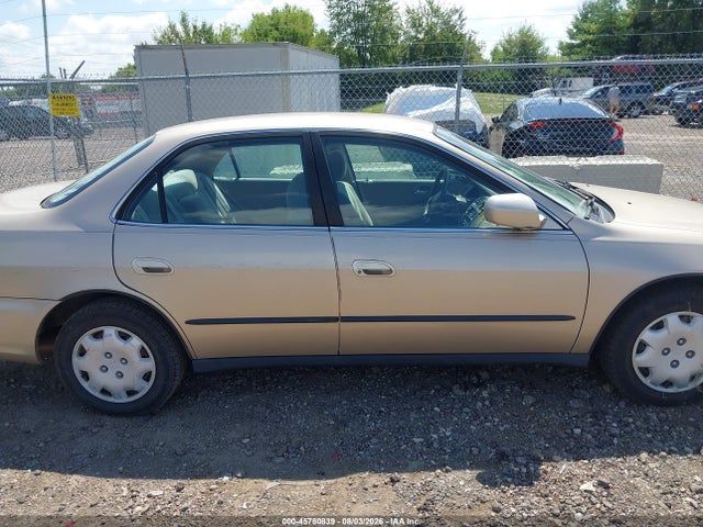 45780839 :رقم المزاد ، 1HGCG5643YA153091 vin ، 2000 Honda Accord 2.3 Lx مزاد بيع