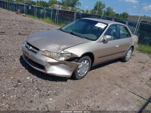 45780839 :رقم المزاد ، 1HGCG5643YA153091 vin ، 2000 Honda Accord 2.3 Lx مزاد بيع
